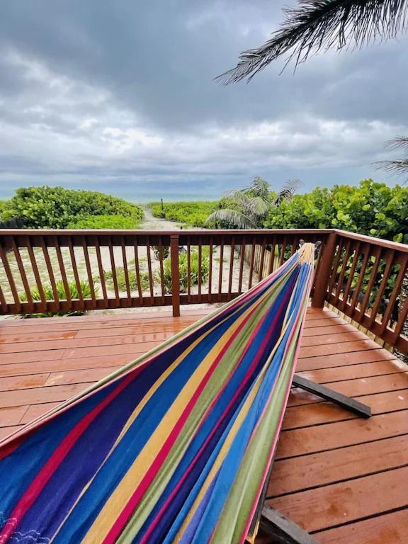 Comfy Beach House On Vero Beach Kültér fotó